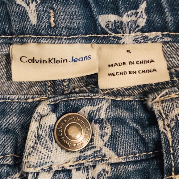 Calvin Klein Butterfly Denim Shorts (4-5T) - Picture 4 of 4